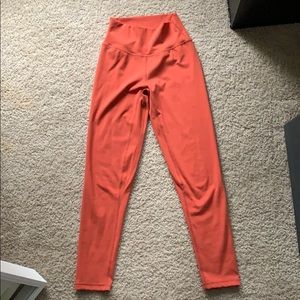 Ptula Taylor Stay True Leggings